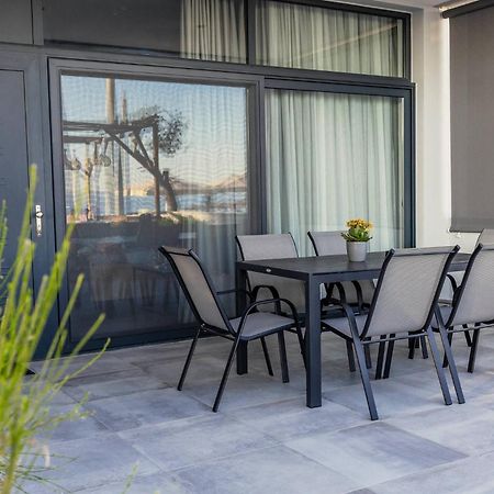 Enalia Luxury Living Apartment Nikiti  Bagian luar foto