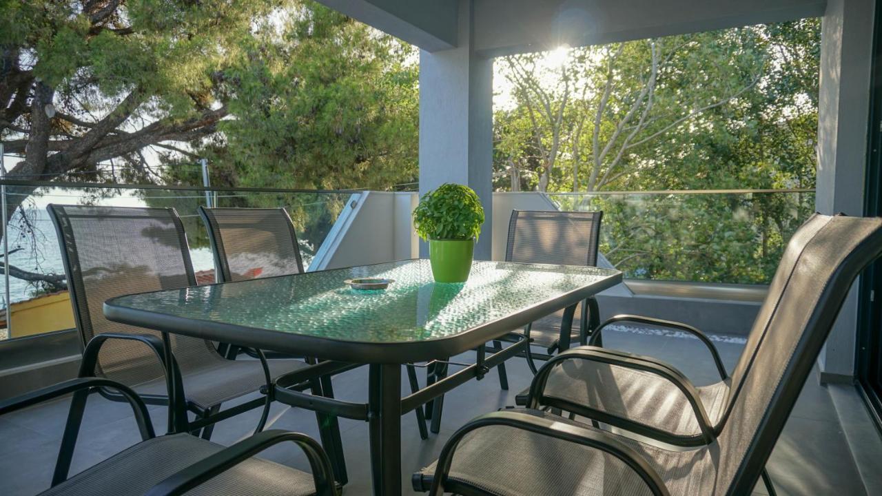 Enalia Luxury Living Apartment Nikiti  Bagian luar foto