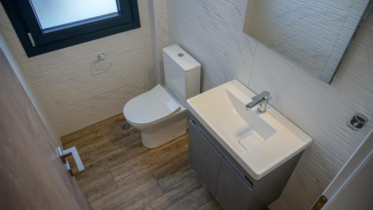 Enalia Luxury Living Apartment Nikiti  Bagian luar foto