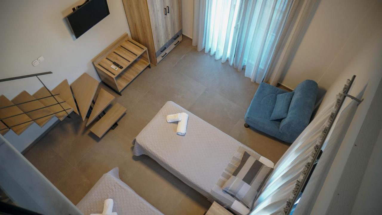 Enalia Luxury Living Apartment Nikiti  Bagian luar foto