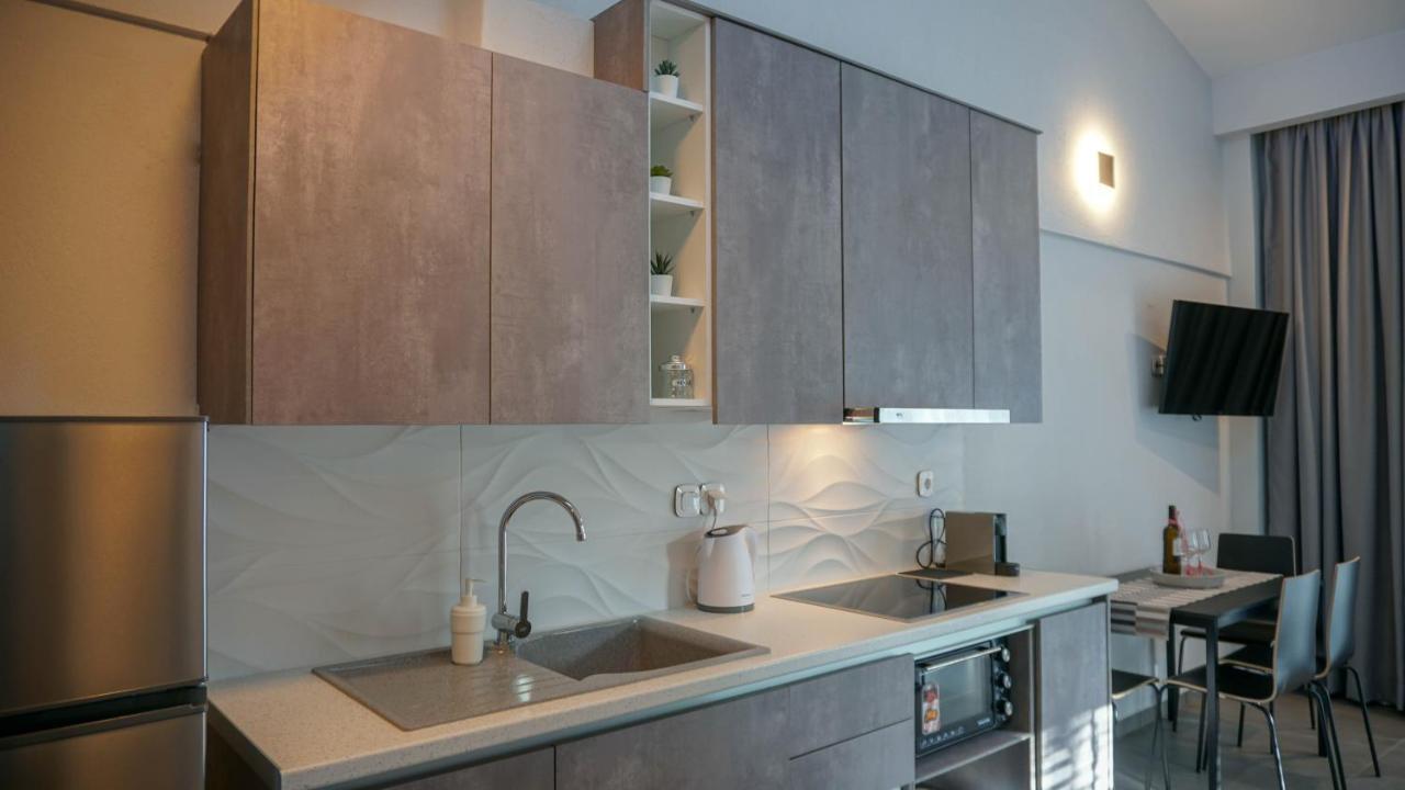Enalia Luxury Living Apartment Nikiti  Bagian luar foto