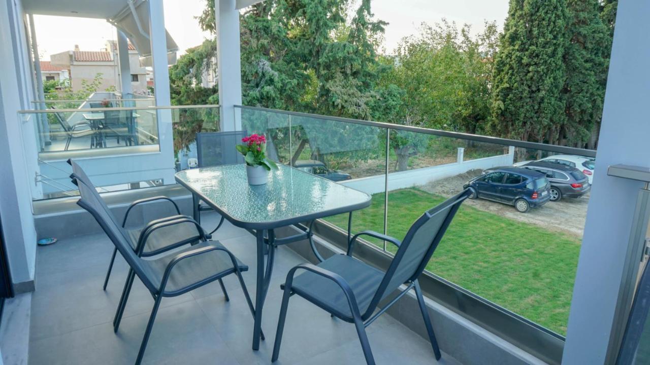 Enalia Luxury Living Apartment Nikiti  Bagian luar foto