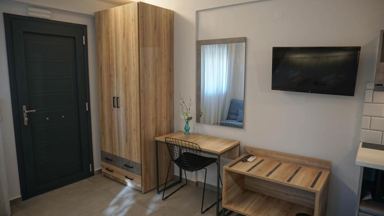 Enalia Luxury Living Apartment Nikiti  Bagian luar foto